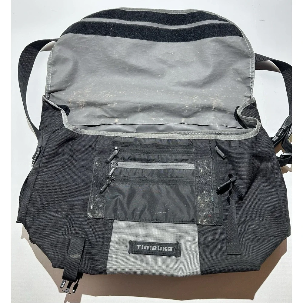Timbuk2 Black Laptop Travel Duffel Bag Weekender Messenger Crossbody Spacious